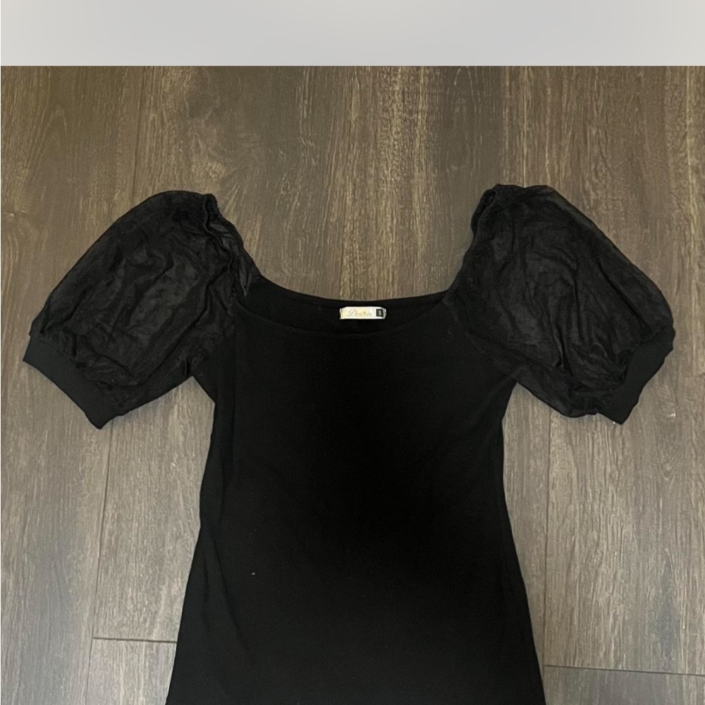 Elegant Black Puff Sleeve Top